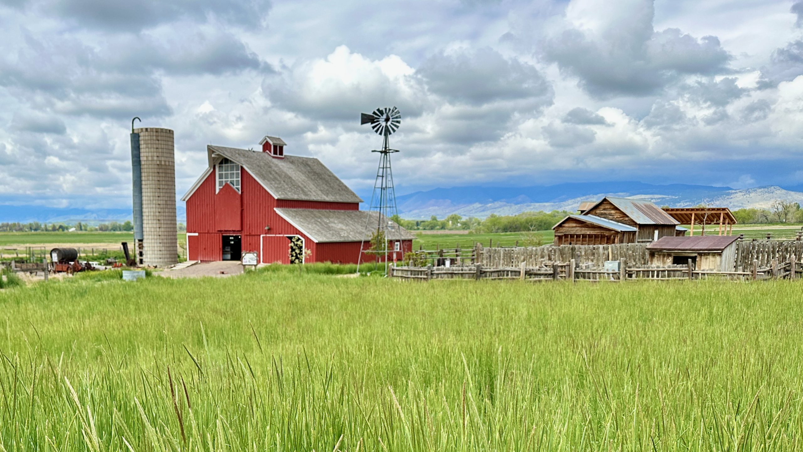 Handspinning on the Farm